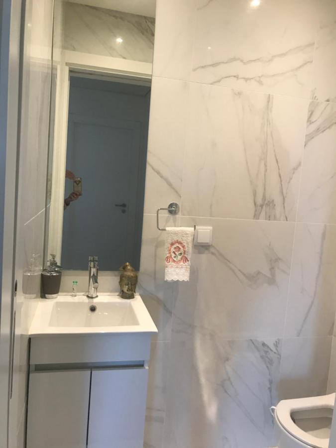 מונטיז'ו Modern Twin Room With A Balcony מראה חיצוני תמונה